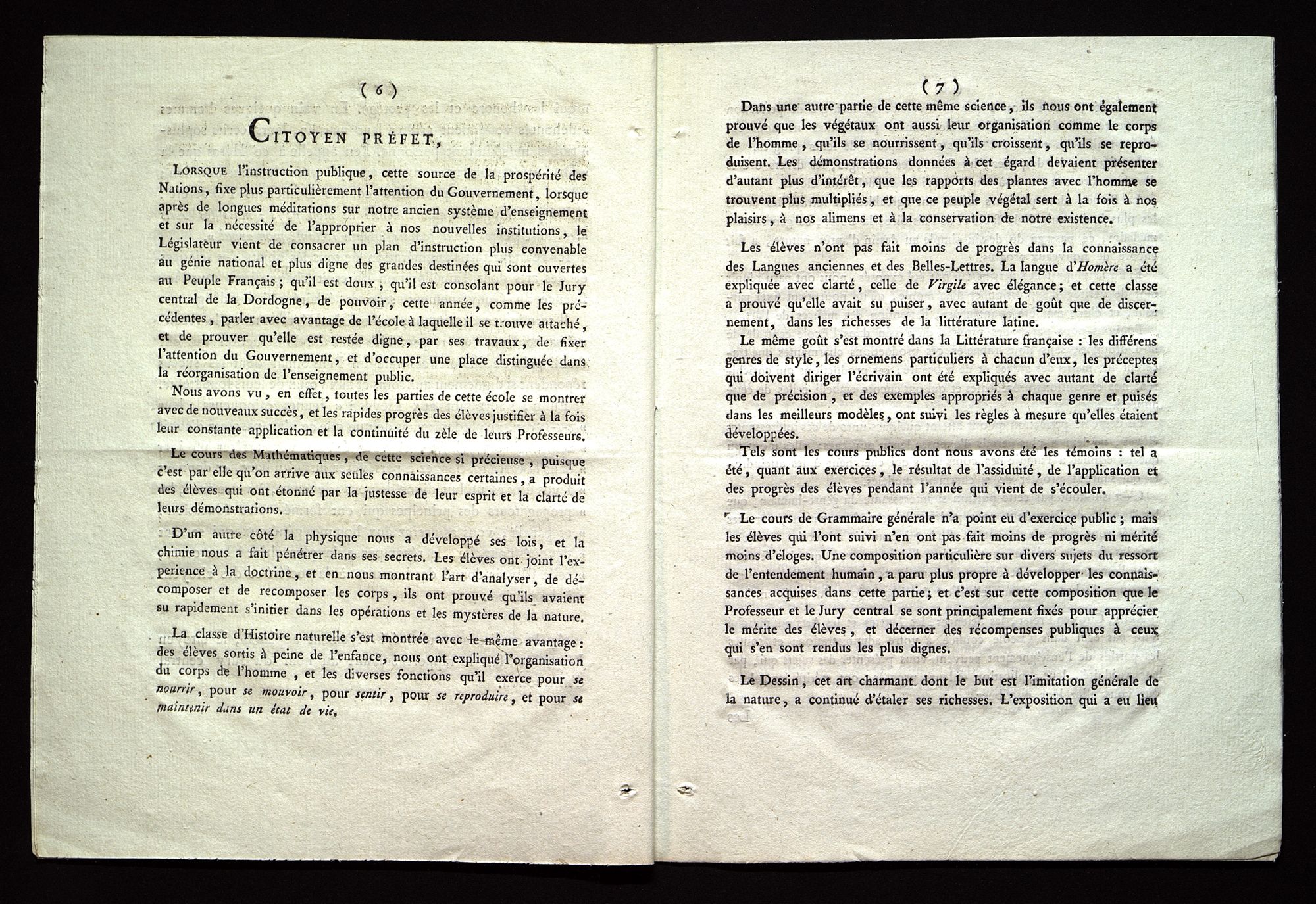 Procès-verbal de la distribution des prix aux élèves de l'école centrale du département de la Dordogne. Le 20 Fructidor, an X de la République française, une et indivisible. BR 2997