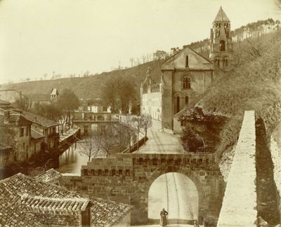 Vue de l'abbaye de Brantôme